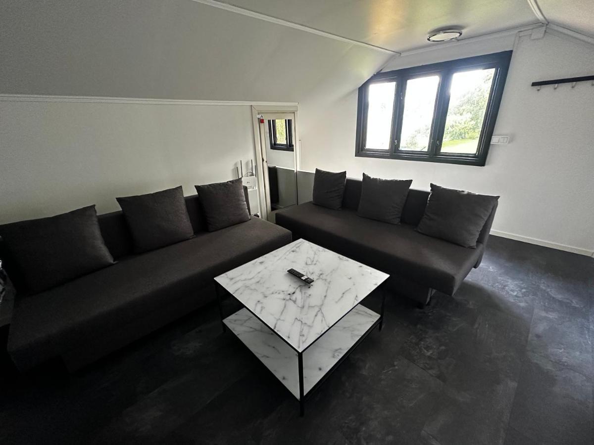 Luxurious Apartment Near Citycenter Boras Bagian luar foto