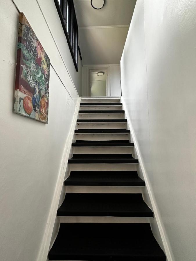 Luxurious Apartment Near Citycenter Boras Bagian luar foto
